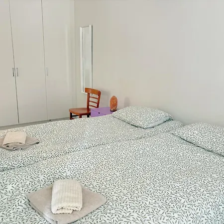Apartamento Modern Away For 5 Helsinki